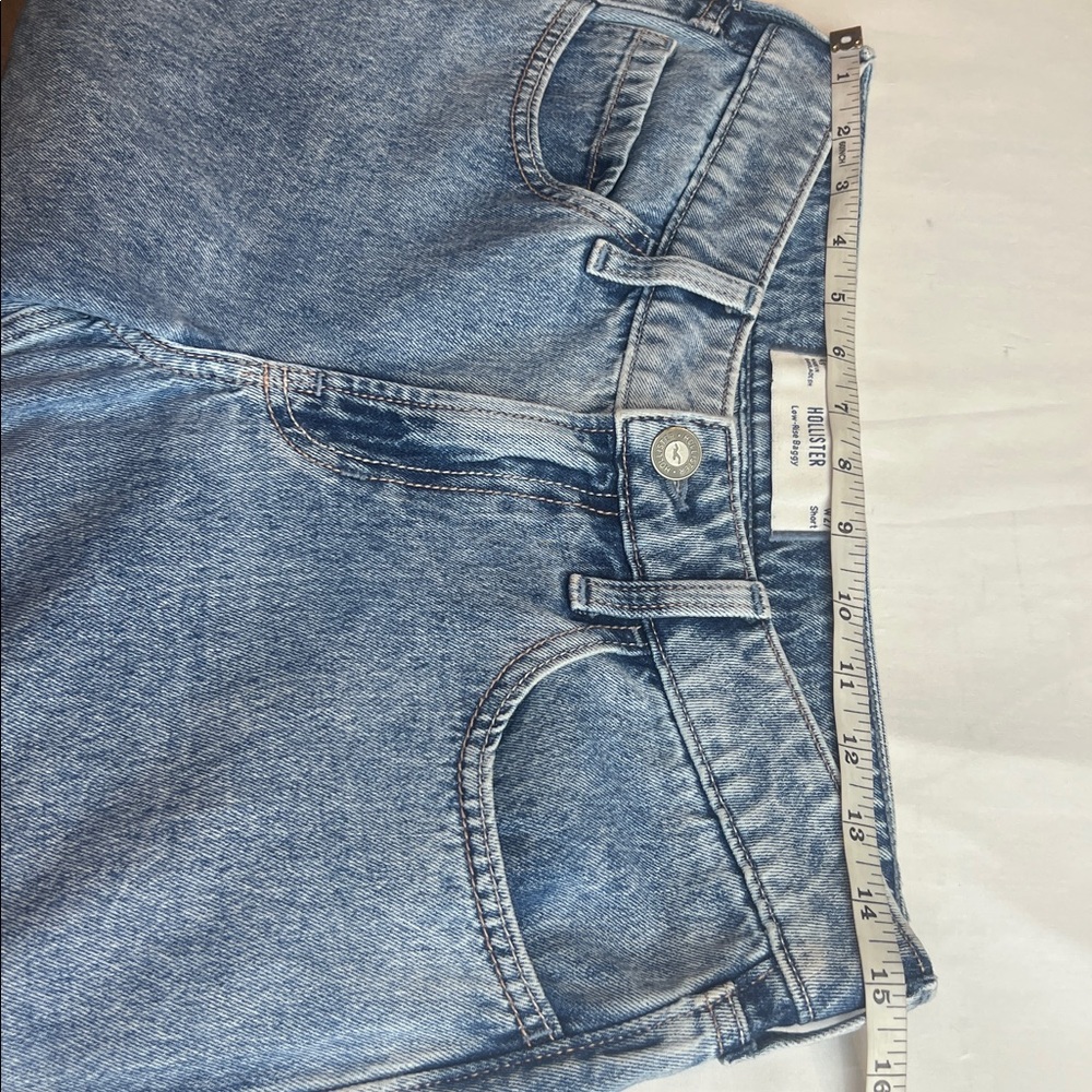Hollister Low-Rise Medium Wash Baggy Jeans SZ 27 - Picture 11 of 14